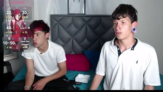 Snapshot of Demian_y_Salvatore chatting on 04-09-26, 06:35 Demian y Salvatore online show from 04-09-26, 06:35