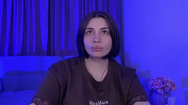 AdrianaToress online show from 05-19-26, 07:42