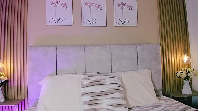 Snapshot of cherlyn_1 chatting on 04-25-26, 01:52 cherlyn 1 online show from 04-25-26, 01:52