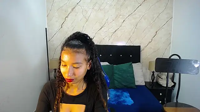 hasley cute online show from 04-27-26, 07:34