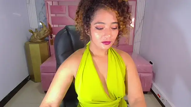 Brittany ch online show from 04-11-26, 08:13