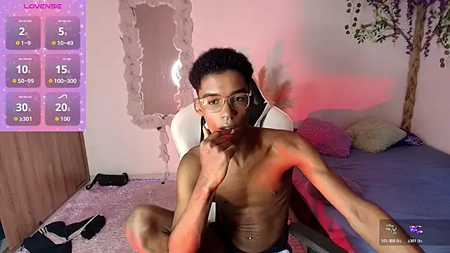Snapshot of IamAndrey chatting on 06-08-26, 11:16 IamAndrey online show from 06-08-26, 11:16