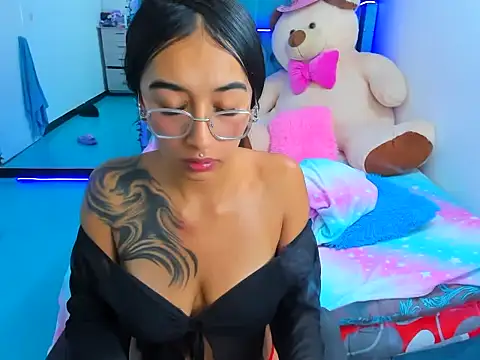 valery taylor 1 online show from 04-17-26, 02:58