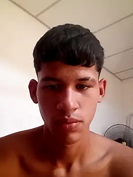 Snapshot of chicocalo chatting on 04-08-26, 05:46 chicocalo online show from 04-08-26, 05:46