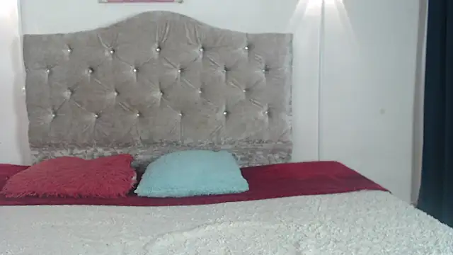 Snapshot of lunakisscs chatting on 04-07-26, 09:15 lunakisscs online show from 04-07-26, 09:15