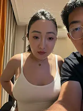 Snapshot of sunsinedadada chatting on 04-07-26, 02:39 sunsinedadada online show from 04-07-26, 02:39