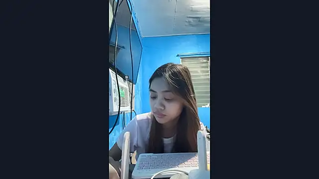 Snapshot of DestinyPharel chatting on 04-09-26, 06:19 DestinyPharel online show from 04-09-26, 06:19