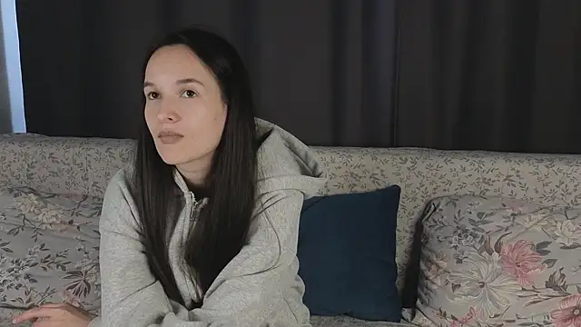 CutieFru1t online show from 04-14-26, 08:20