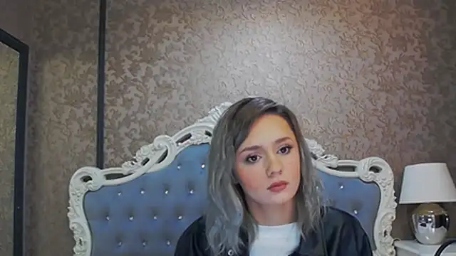 Ivy Quin online show from 04-30-26, 03:35