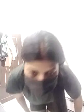 Love-Birdss online show from 04-24-26, 02:25