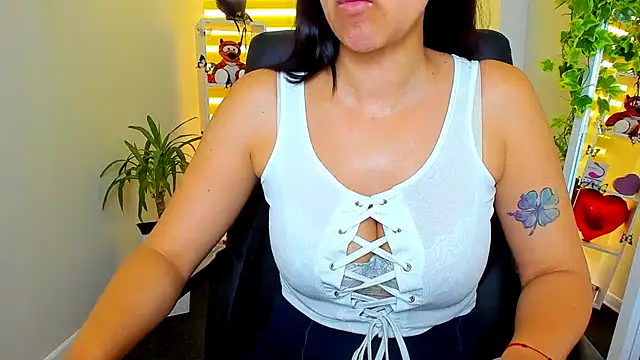 Tianniaa online show from 06-18-26, 09:36