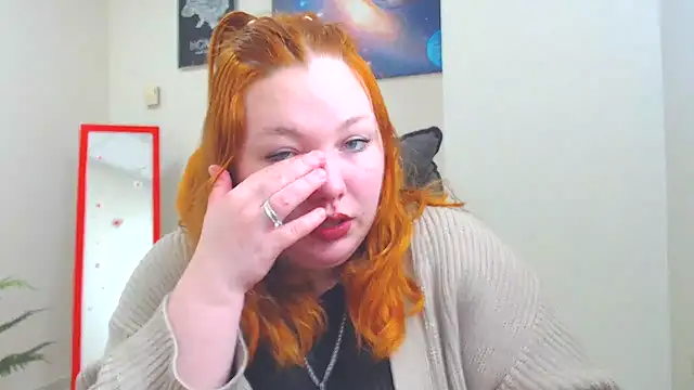 Snapshot of Aillia-Rous chatting on 04-16-26, 06:25 Aillia-Rous online show from 04-16-26, 06:25