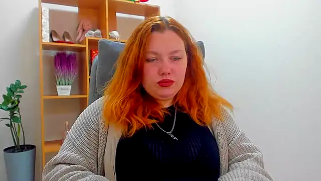 Snapshot of Aillia-Rous chatting on 05-03-26, 06:19 Aillia-Rous online show from 05-03-26, 06:19