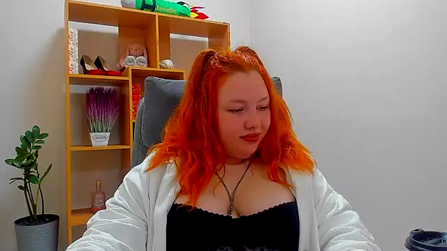 Snapshot of Aillia-Rous chatting on 05-13-26, 06:11 Aillia-Rous online show from 05-13-26, 06:11