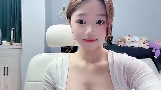 Lilababy00 online show from 05-22-26, 03:24
