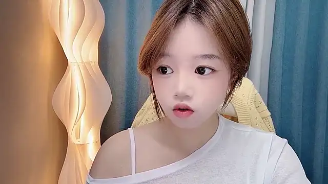 Lilababy00 online show from 06-14-26, 05:42