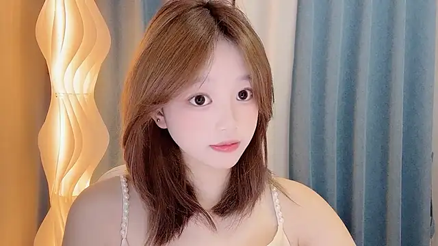 Lilababy00 online show from 06-15-26, 10:17