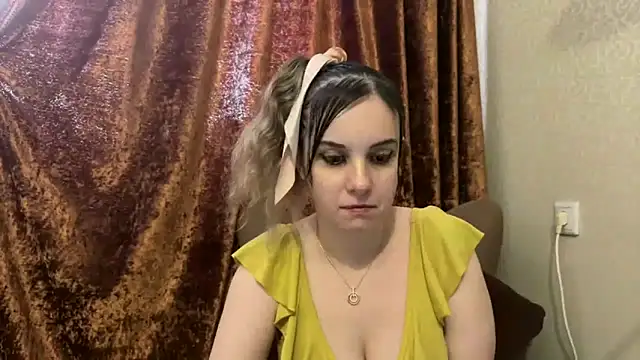 SakuraBliss  online show from 06-17-26, 10:28
