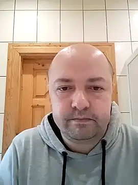 Luceriusbigass online show from 04-29-26, 02:10