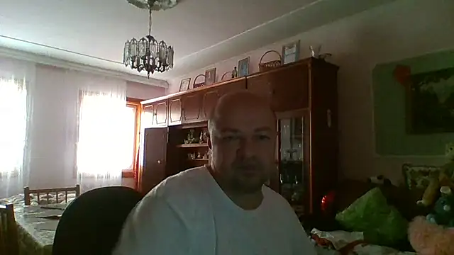 Luceriusbigass online show from 07-05-26, 07:15