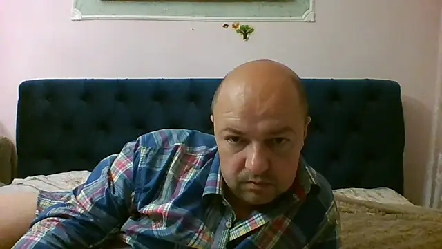Luceriusbigass online show from 07-08-26, 08:02