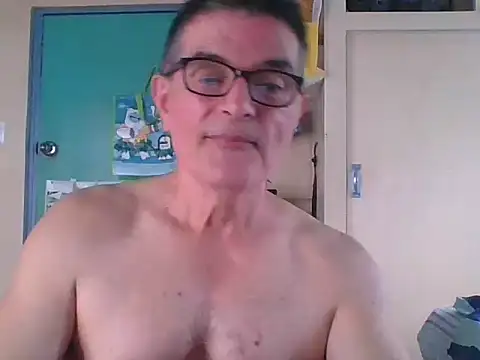 scooty-friends online show from 04-21-26, 08:01
