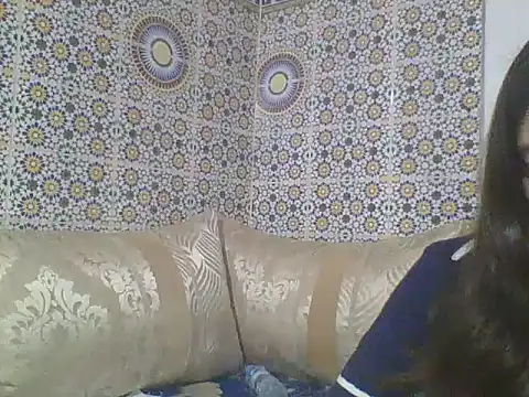 Snapshot of Emma-zetta chatting on 04-07-26, 08:53 Emma-zetta online show from 04-07-26, 08:53