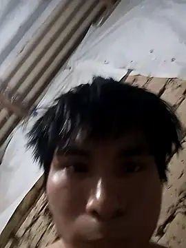 Snapshot of Damian-2006 chatting on 04-07-26, 06:41 Damian-2006 online show from 04-07-26, 06:41