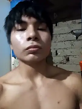 Snapshot of Damian-2006 chatting on 04-10-26, 02:55 Damian-2006 online show from 04-10-26, 02:55