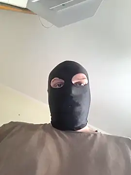 Snapshot of Dark_Silk_TV chatting on 04-08-26, 02:17 Dark Silk TV online show from 04-08-26, 02:17