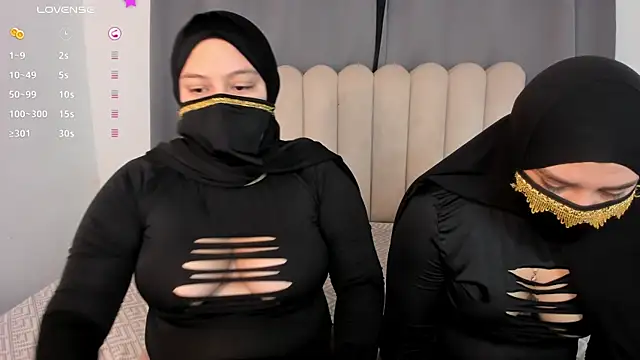 aziza dalila02 online show from 04-18-26, 02:59