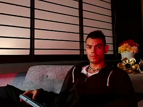 RomeoBoselli   online show from 06-12-26, 01:04