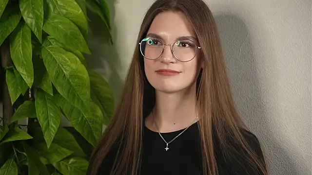 Snapshot of ToyaEssex chatting on 04-10-26, 10:42 ToyaEssex online show from 04-10-26, 10:42