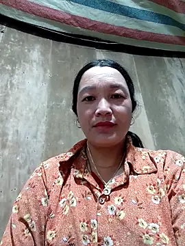 Snapshot of vanlucky2 chatting on 06-06-26, 12:05 vanlucky2 online show from 06-06-26, 12:05
