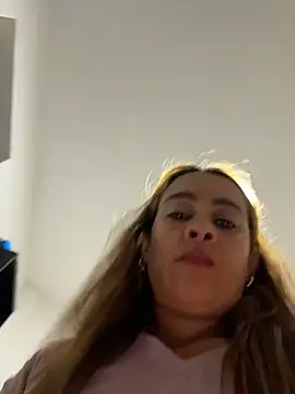 Natigoonzalez online show from 05-02-26, 02:16