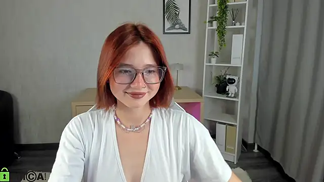 Lessi Panic online show from 06-22-26, 12:56