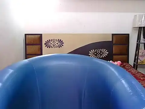 Snapshot of Bold-Ankita chatting on 06-16-26, 05:10 Bold-Ankita online show from 06-16-26, 05:10