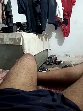 Snapshot of rajeshvermaking320 chatting on 04-10-26, 06:51 rajeshvermaking320 online show from 04-10-26, 06:51