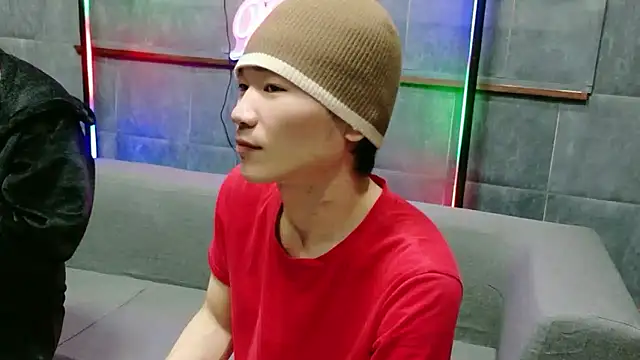 8585donguri5656 online show from 04-15-26, 03:13