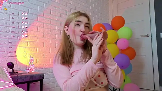 sweetandcuteee online show from 06-04-26, 10:43