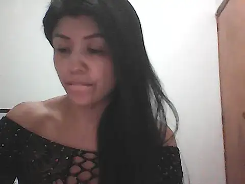 Snapshot of VioletaDiux chatting on 04-09-26, 11:43 VioletaDiux online show from 04-09-26, 11:43