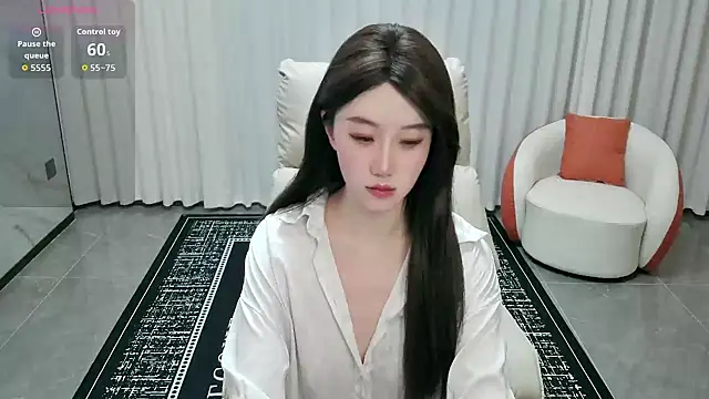 LUNYI-CC online show from 06-26-26, 01:48