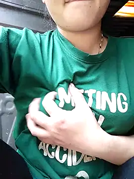 Snapshot of giahan1 chatting on 04-23-26, 03:19 giahan1 online show from 04-23-26, 03:19