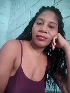 Snapshot of Lili-Sex chatting on 05-11-26, 03:40 Lili-Sex online show from 05-11-26, 03:40