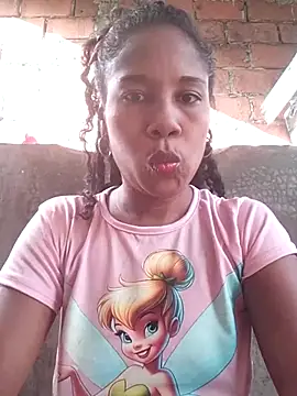 Snapshot of Lili-Sex chatting on 05-12-26, 01:41 Lili-Sex online show from 05-12-26, 01:41