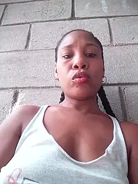 Snapshot of Lili-Sex chatting on 05-22-26, 03:06 Lili-Sex online show from 05-22-26, 03:06