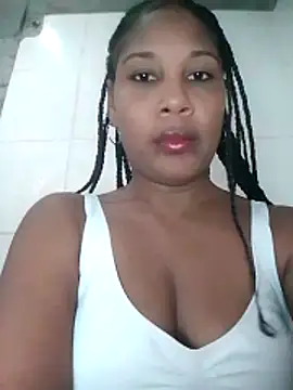 Snapshot of Lili-Sex chatting on 05-27-26, 09:01 Lili-Sex online show from 05-27-26, 09:01