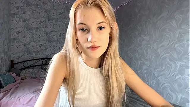 Snapshot of Ketris_Drewerses chatting on 04-10-26, 10:09 Ketris Drewerses online show from 04-10-26, 10:09