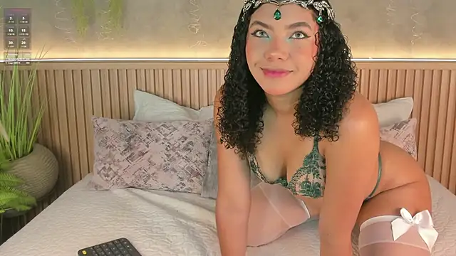 Snapshot of Layla_Banks chatting on 06-29-26, 08:31 Layla Banks online show from 06-29-26, 08:31