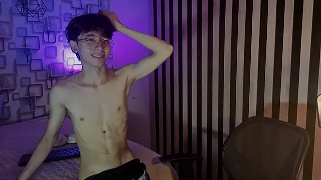 Snapshot of Twink_Sebas7 chatting on 06-28-26, 12:22 Twink Sebas7 online show from 06-28-26, 12:22